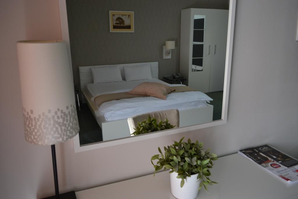 Guesthouse City Central International スコピエ エクステリア 写真